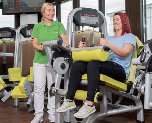 CeOS Medical Fitness Fitnessstudio Achern gesundehitstraining für Jung und Alt